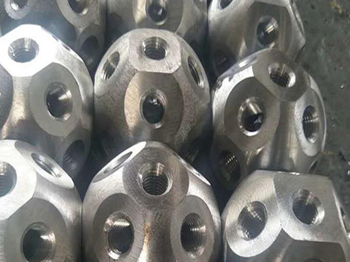 临海螺栓球网架杆件制作